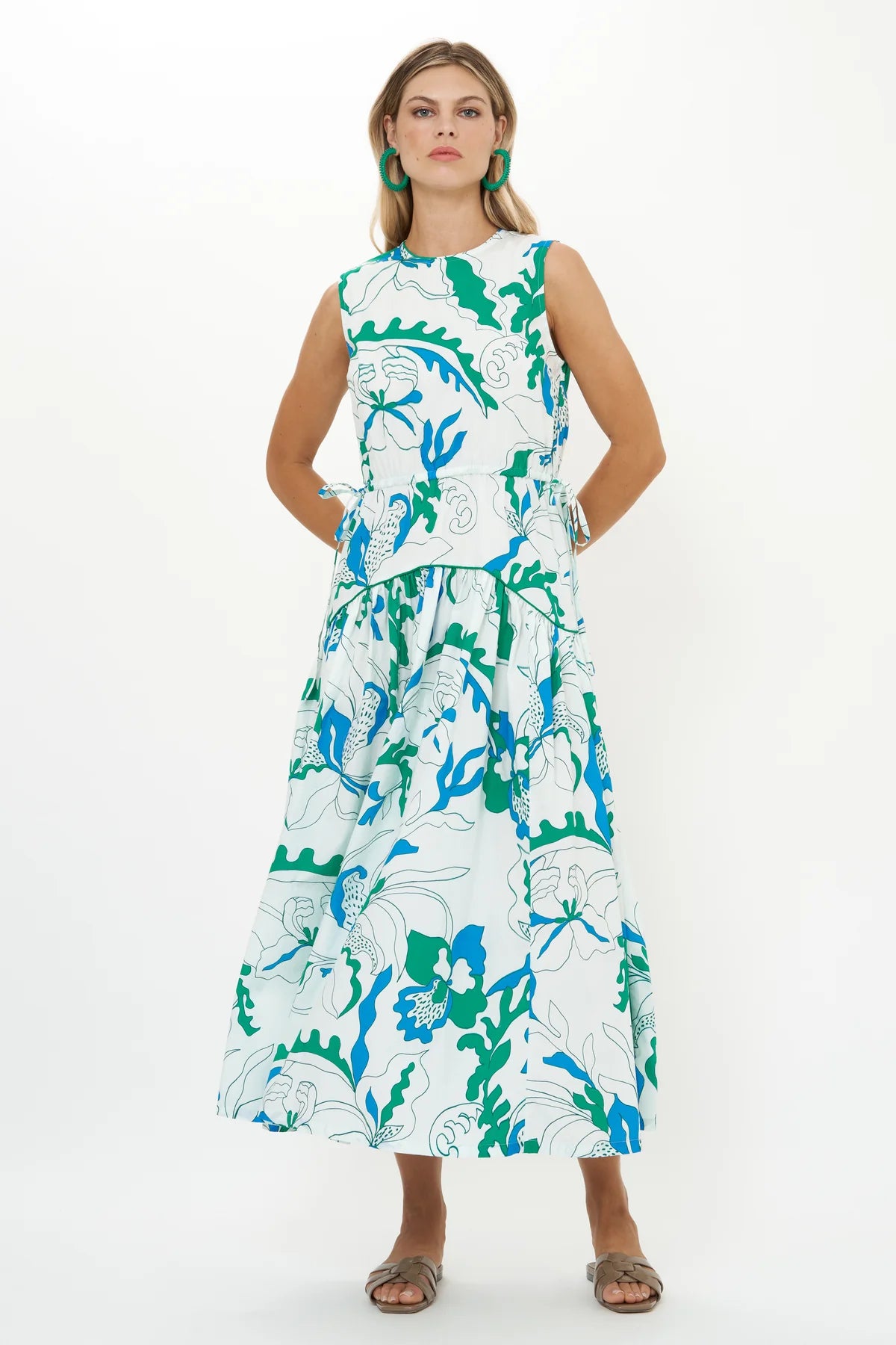 Green Sleeveless Piped Maxi Dress L Green Sleeveless Piped Maxi Dress L