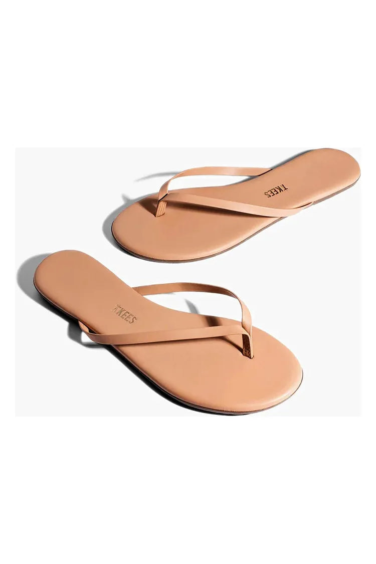 Pout Nude Lily Foundations Matte Flip-Flop – Carrie Dunham